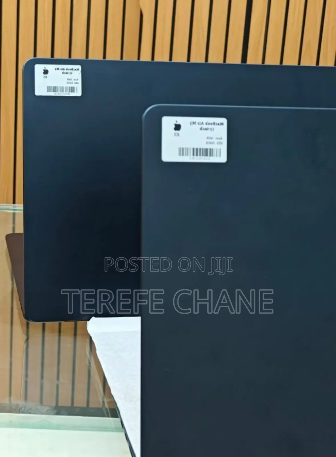 New Laptop Apple MacBook Air 2025 M4 13-inch 32GB Apple M4 SSD 256GB