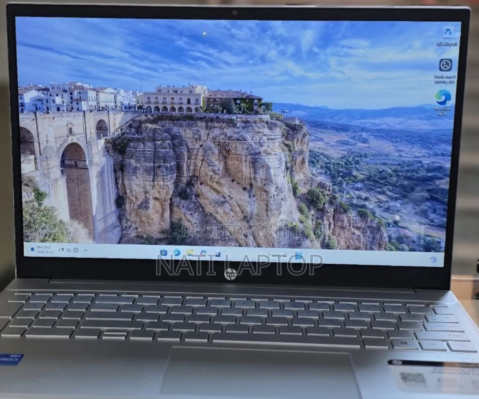 New Laptop HP Pavilion 15 8GB Intel Core i5 SSD 512GB