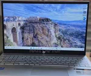 New Laptop HP Pavilion 15 8GB Intel Core i5 SSD 512GB