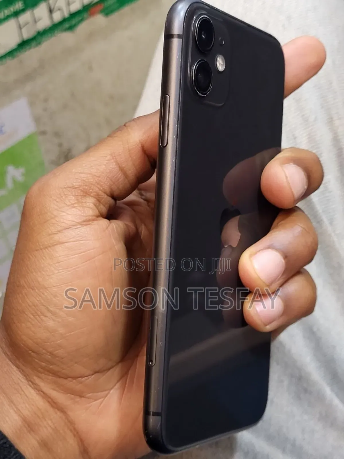 Apple iPhone 11 64 GB Gray