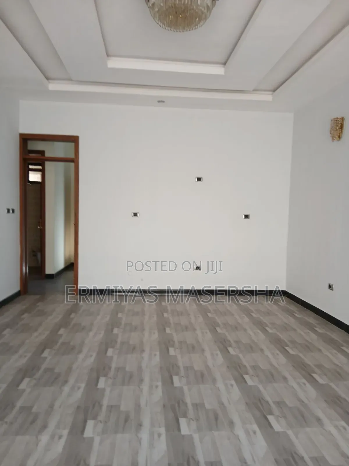 Furnished 5bdrm Villa in Yeka for sale