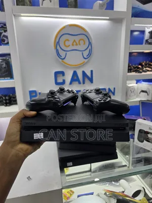 Playstation 4 S L I M With 2joystick 5games Installeddddd