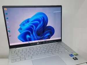 New Laptop HP Pavilion 14 16GB Intel Core i7 SSD 512GB
