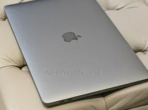 New Laptop Apple MacBook Pro 2019 16GB Intel Core i7 SSD 1T