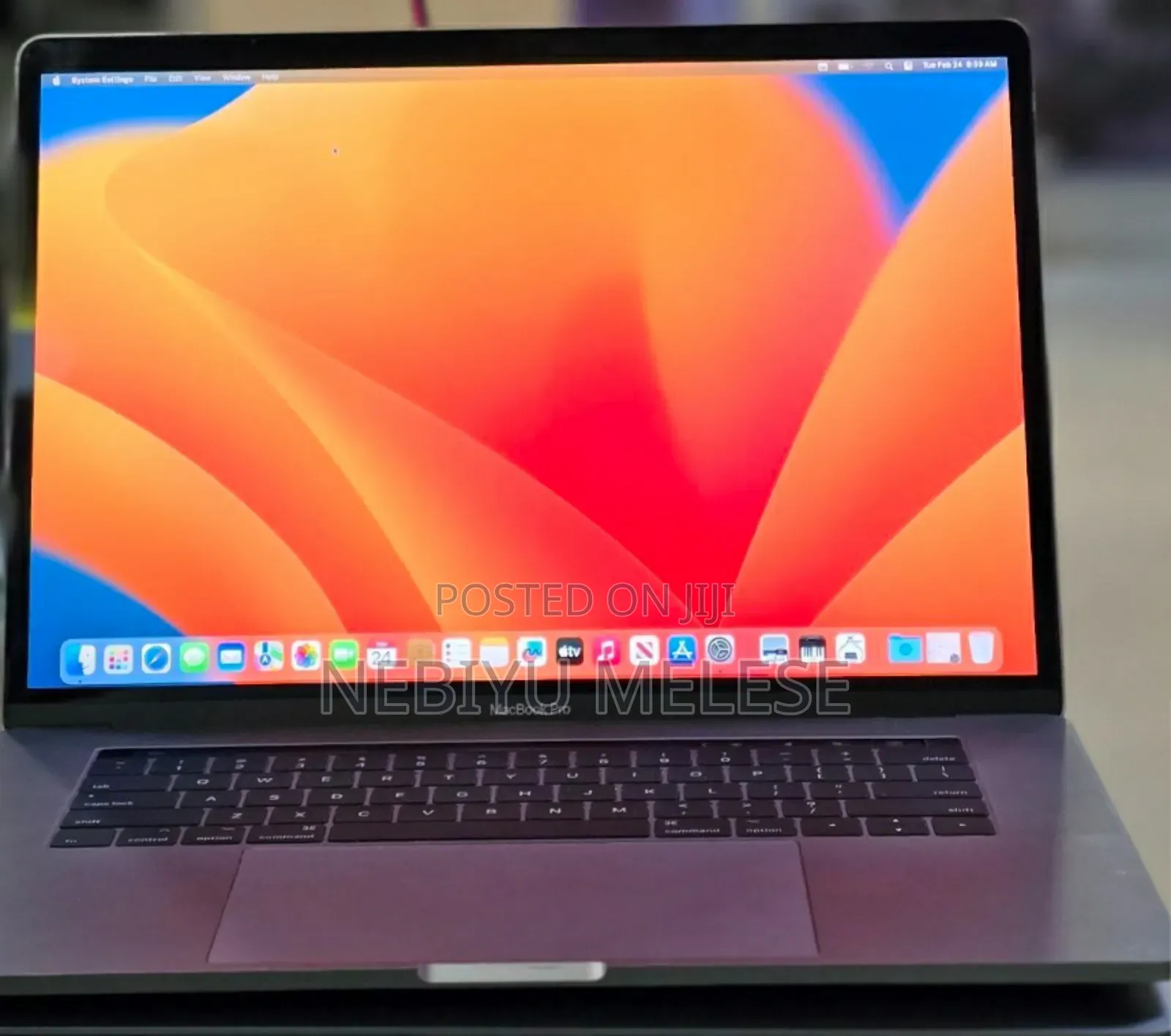 New Laptop Apple MacBook Pro 2017 16GB Intel Core i7 SSD 512GB