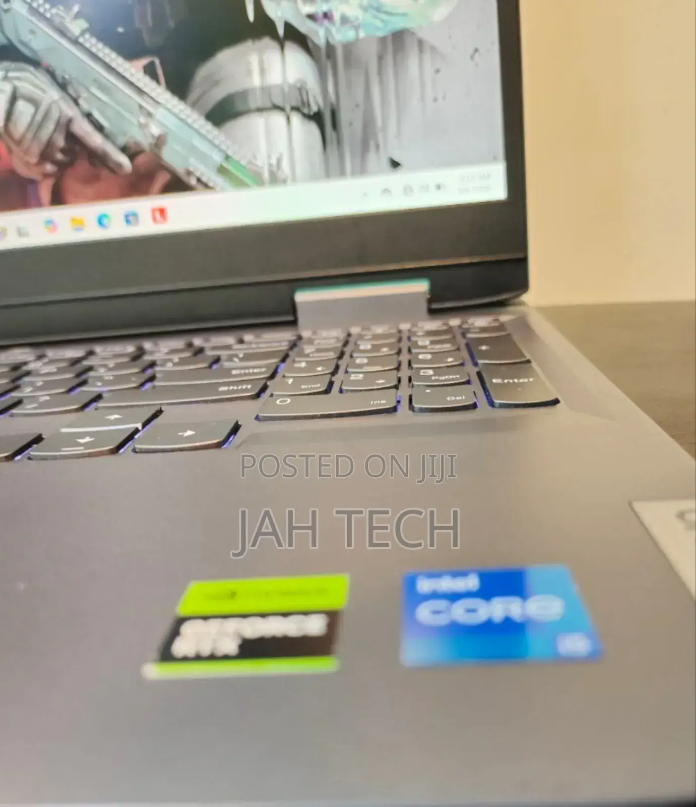 New Laptop Lenovo LOQ 15IRH8 8GB Intel Core i5 SSD 1T