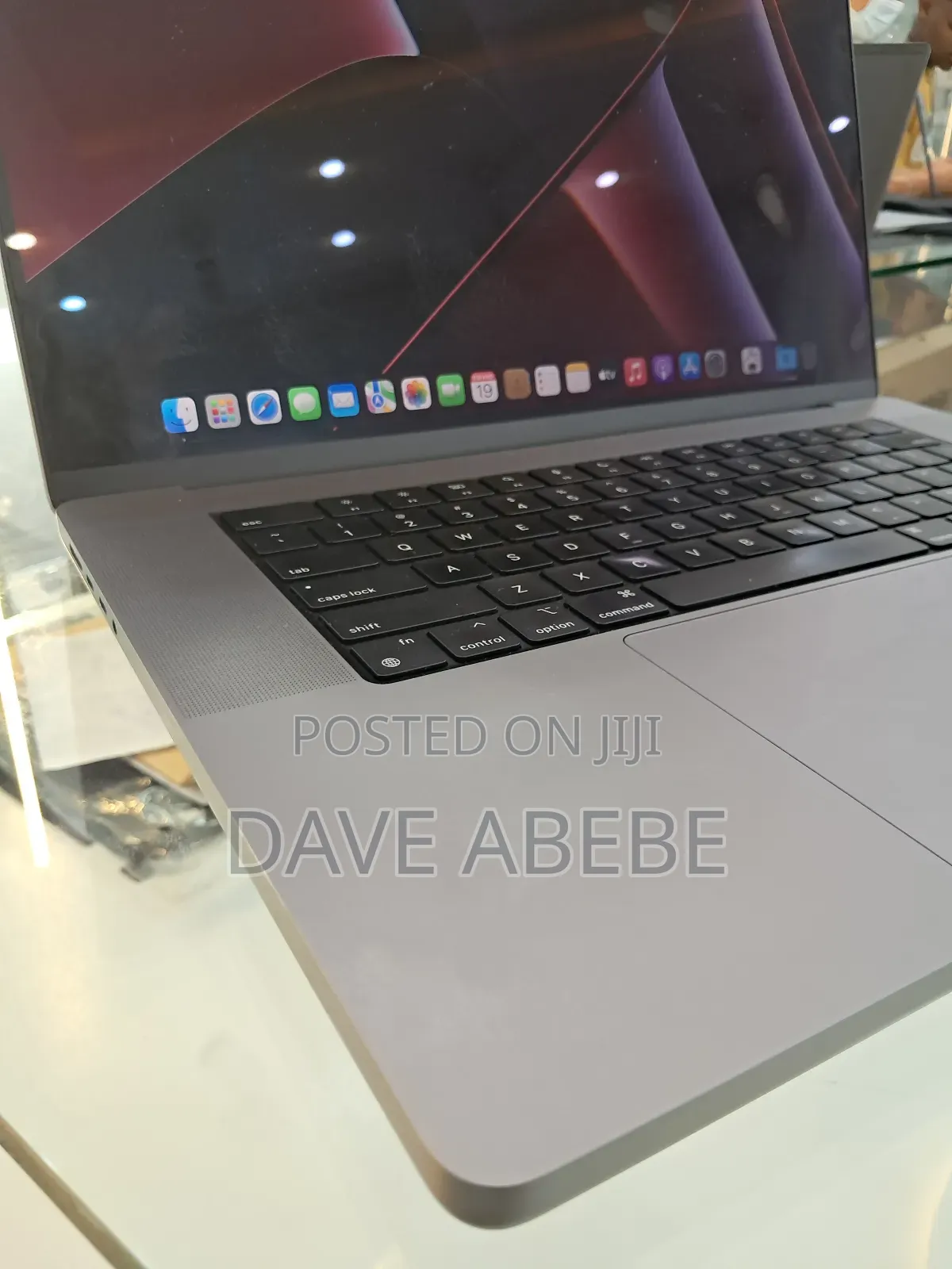 New Laptop Apple MacBook Pro M1 16GB Apple M1 SSD 1T