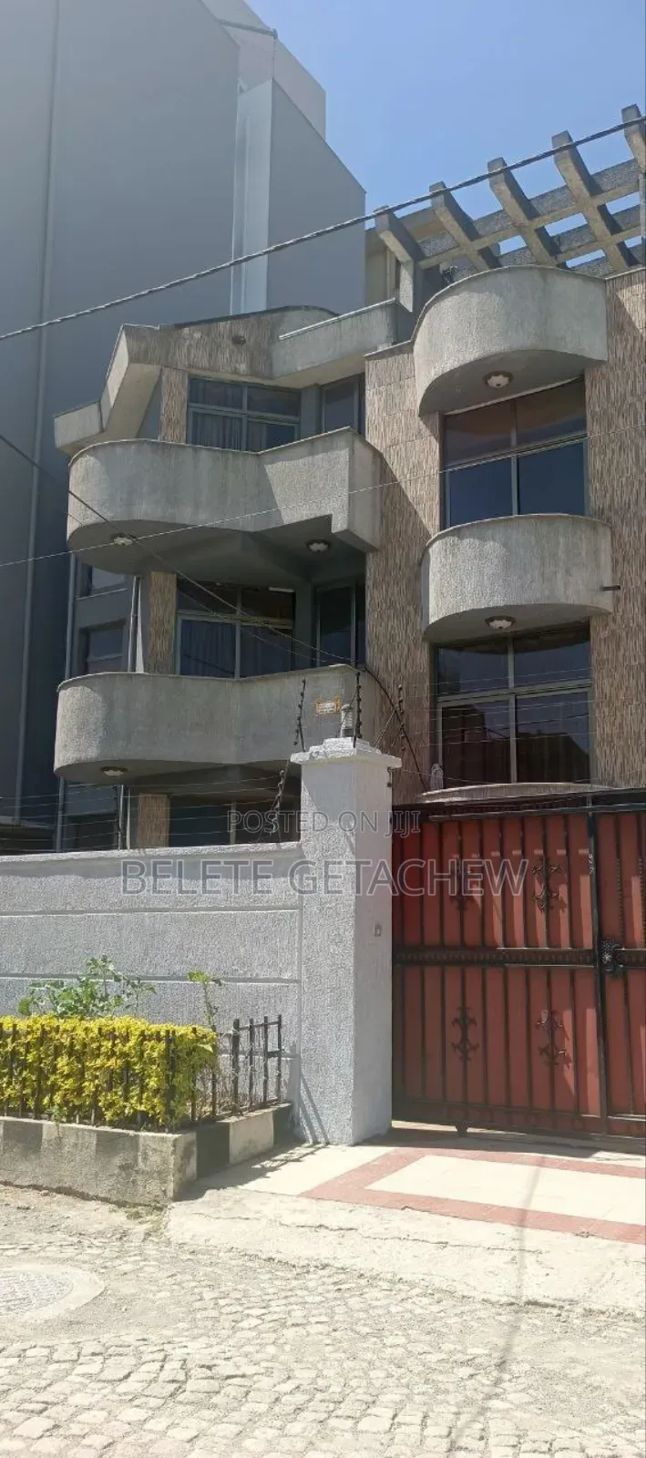 8bdrm House in Bole-24, G+2 House for sale