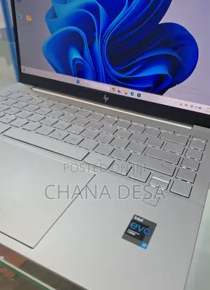 New Laptop HP Pavilion 13 16GB Intel Core i7 SSD 1T