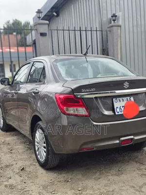 Suzuki Dzire 2022 Silver