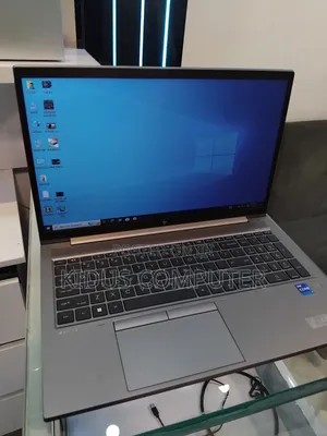 New Laptop HP ZBook Power G7 16GB Intel Core i7 SSD 512GB