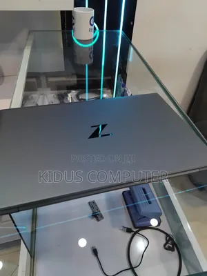 New Laptop HP ZBook Power G7 16GB Intel Core i7 SSD 512GB