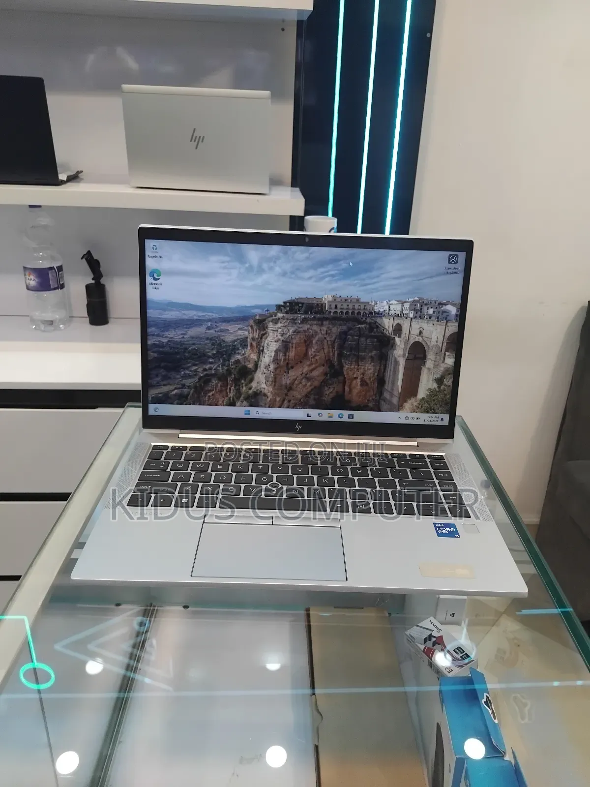 New Laptop HP EliteBook 840 G8 16GB Intel Core i5 SSD 512GB