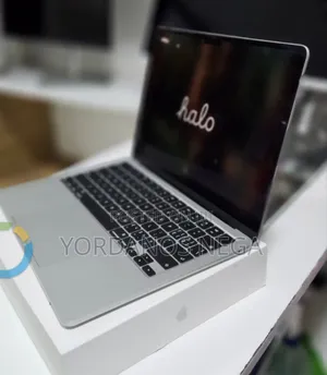 New Laptop Apple MacBook Air 2025 M4 13-inch 16GB Apple M4 SSD 256GB