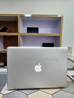 New Laptop Apple MacBook 2012 4GB Intel Core i5 HDD 500GB