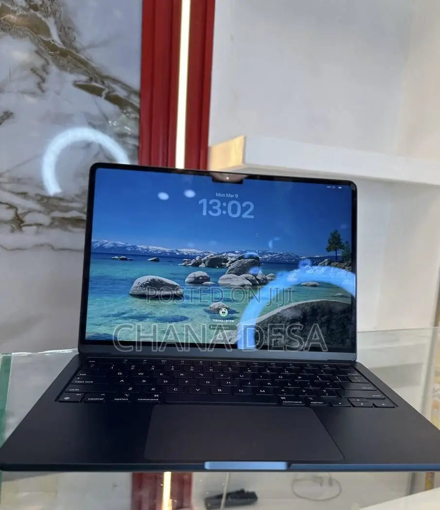 New Apple MacBook Air 2024 M3 13-inch 16GB Intel Core M3 SSD 512GB