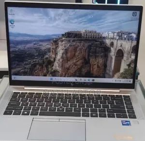 New Laptop HP EliteBook 840 G8 16GB Intel Core i5 SSD 512GB