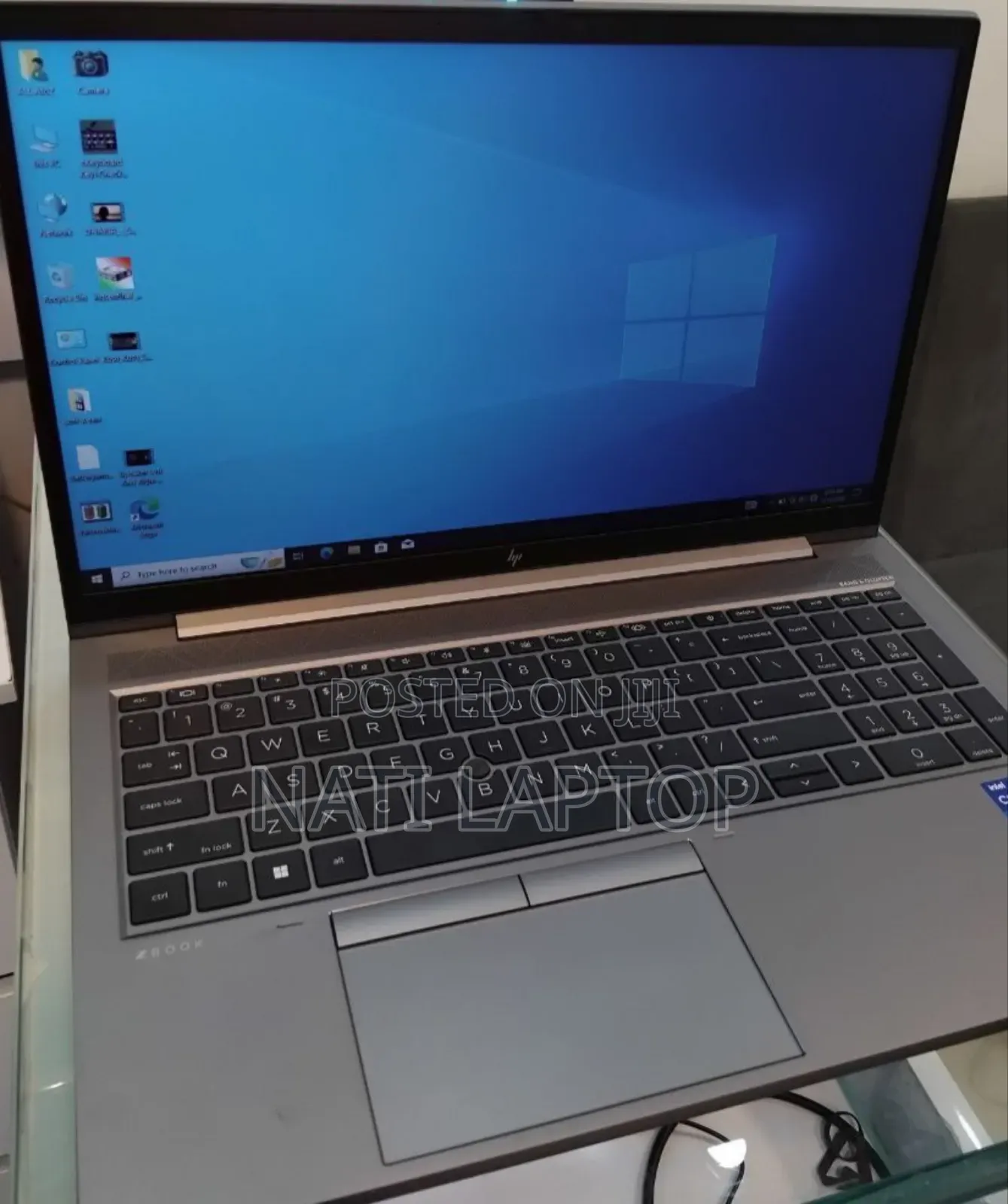 New Laptop HP ZBook Firefly G8 16GB Intel Core i7 SSD 512GB