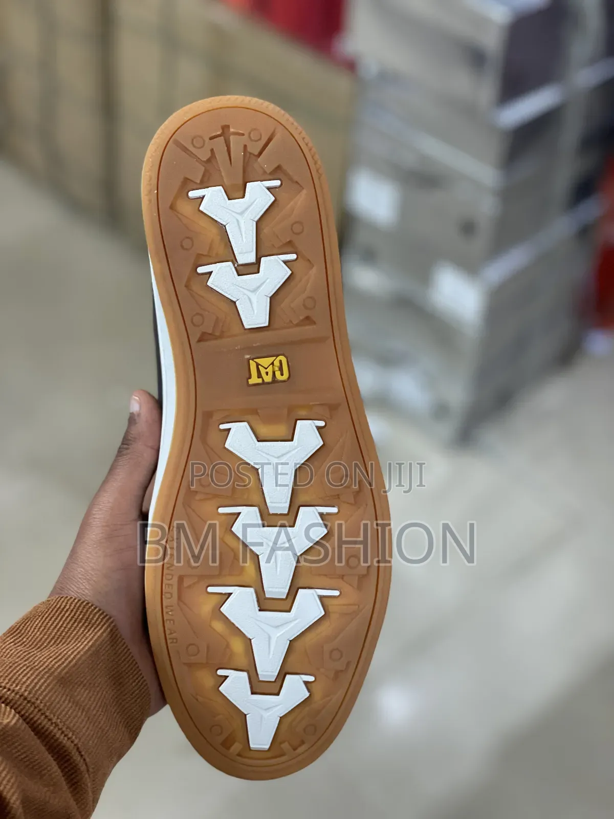 Caterpillar Men's Casual Low-Top: Dark Leather Flat Shoes