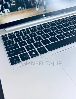 New Laptop HP EliteBook 840 G9 16GB Intel Core i7 SSD 512GB