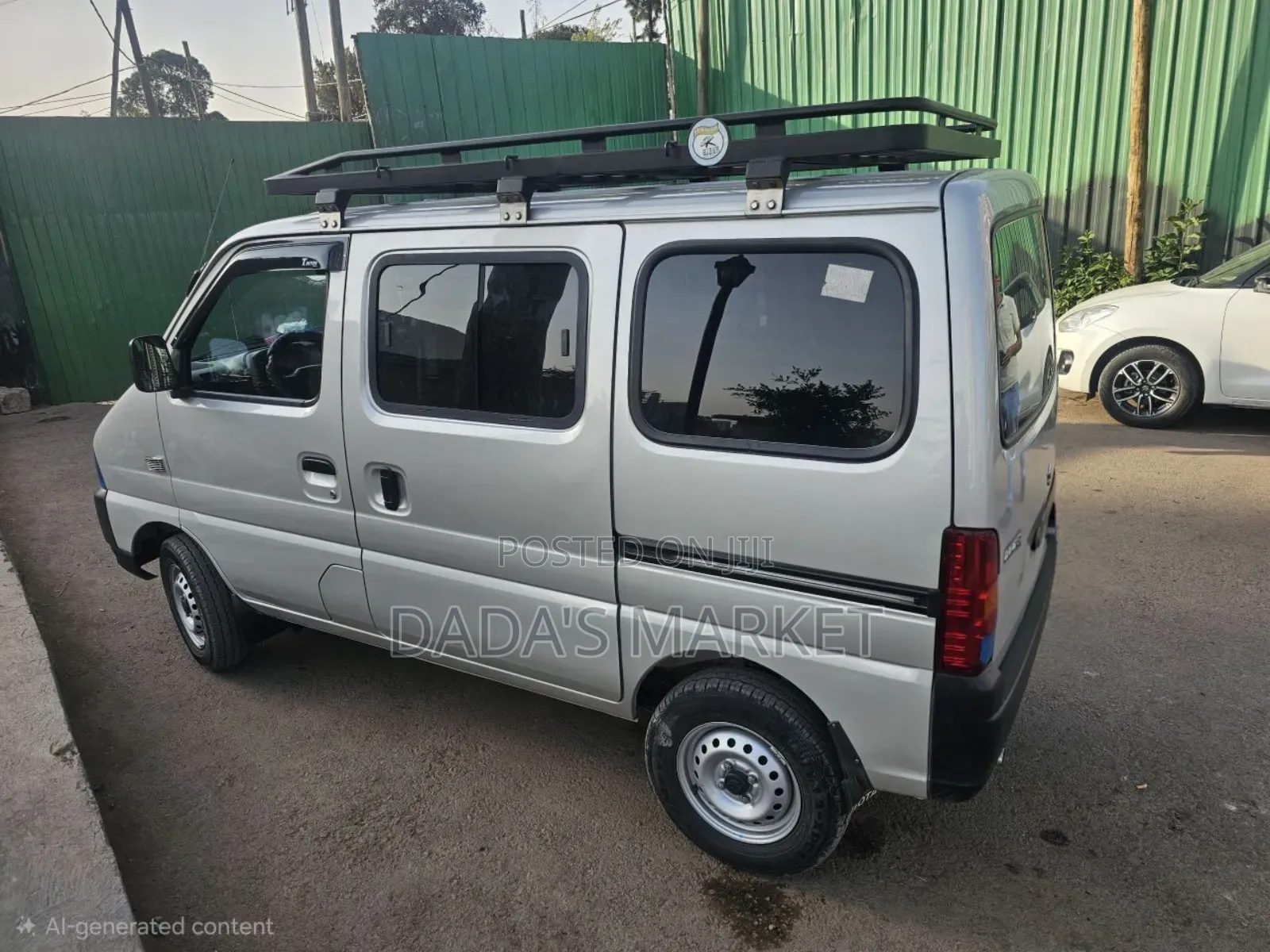 Suzuki Eeco 2024 Silver