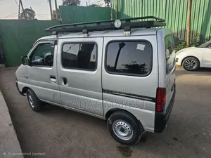 Suzuki Eeco 2024 Silver
