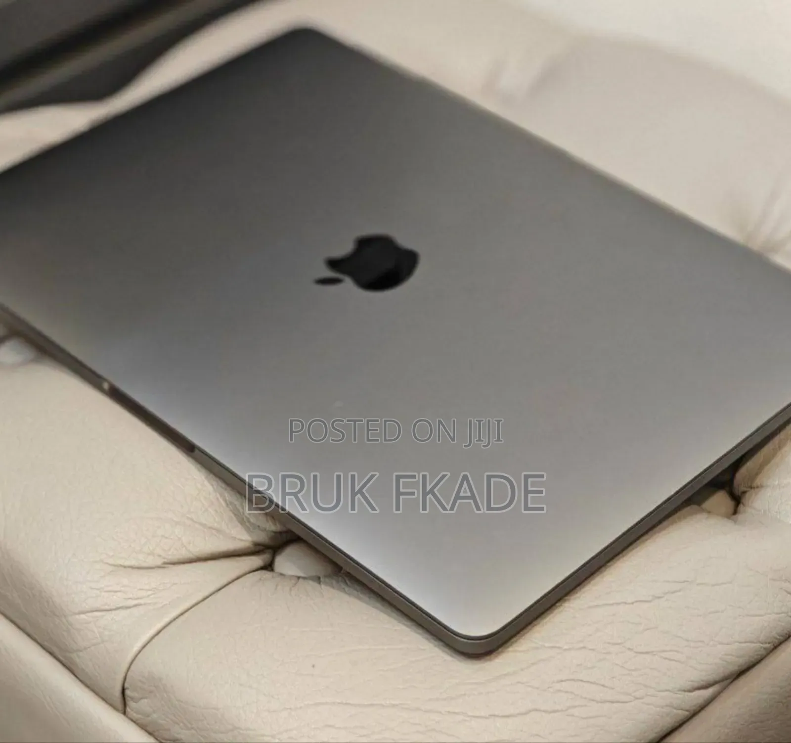 New Laptop Apple MacBook Pro 2019 16GB Intel Core i7 SSD 1T