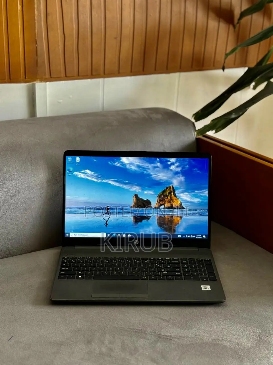 Laptop HP 15-dw1197nia 4GB Intel Core 3 HDD 1T