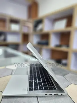 New Laptop HP EliteBook 845 G8 16GB AMD Ryzen 5 SSD 512GB