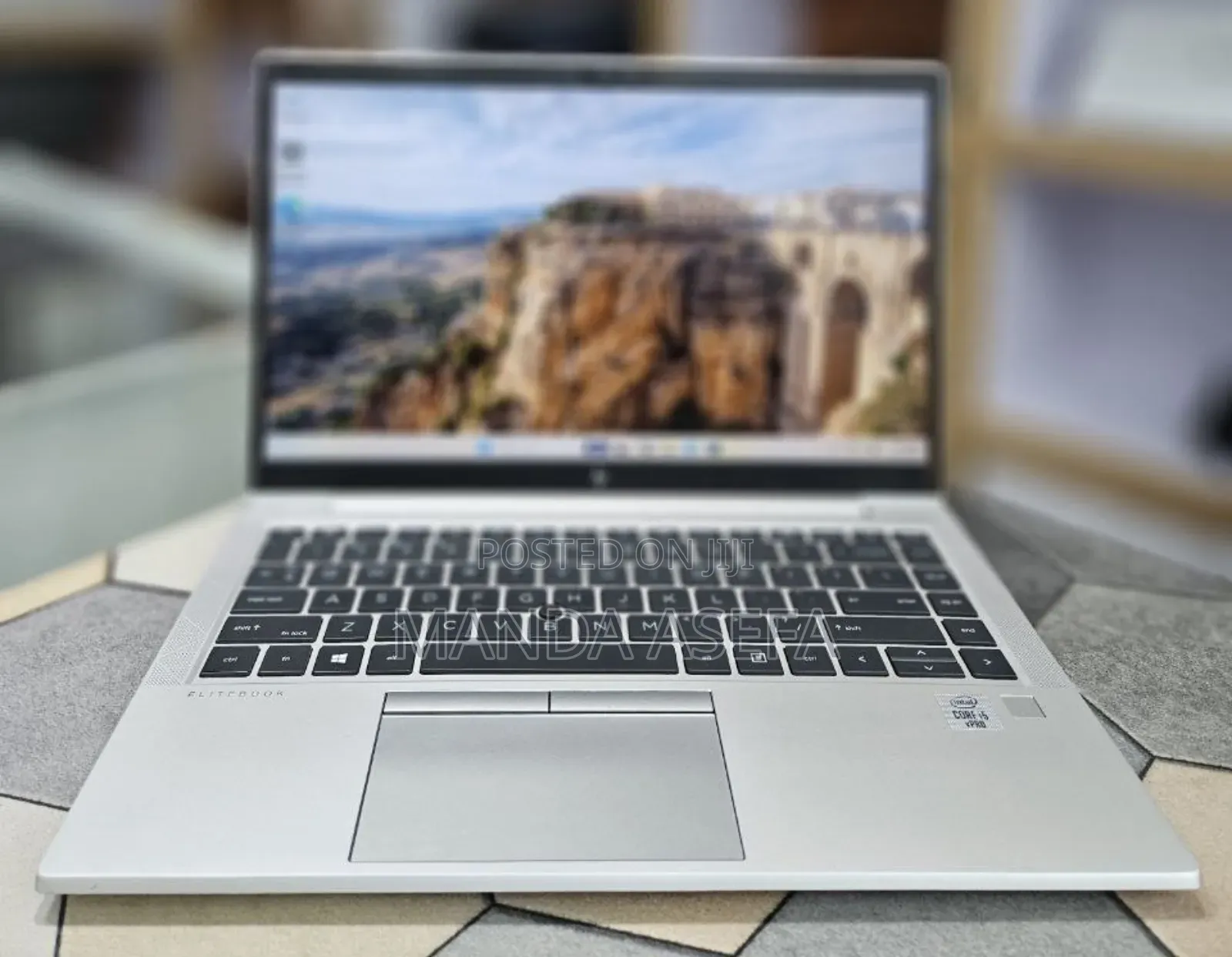 New Laptop HP EliteBook 840 G7 16GB Intel Core i5 SSD 512GB