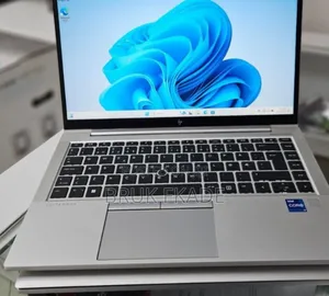 New Laptop HP EliteBook 840 G8 16GB Intel Core i7 SSD 512GB