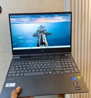 New Laptop HP Victus 15 16GB Intel Core i7 SSD 1T