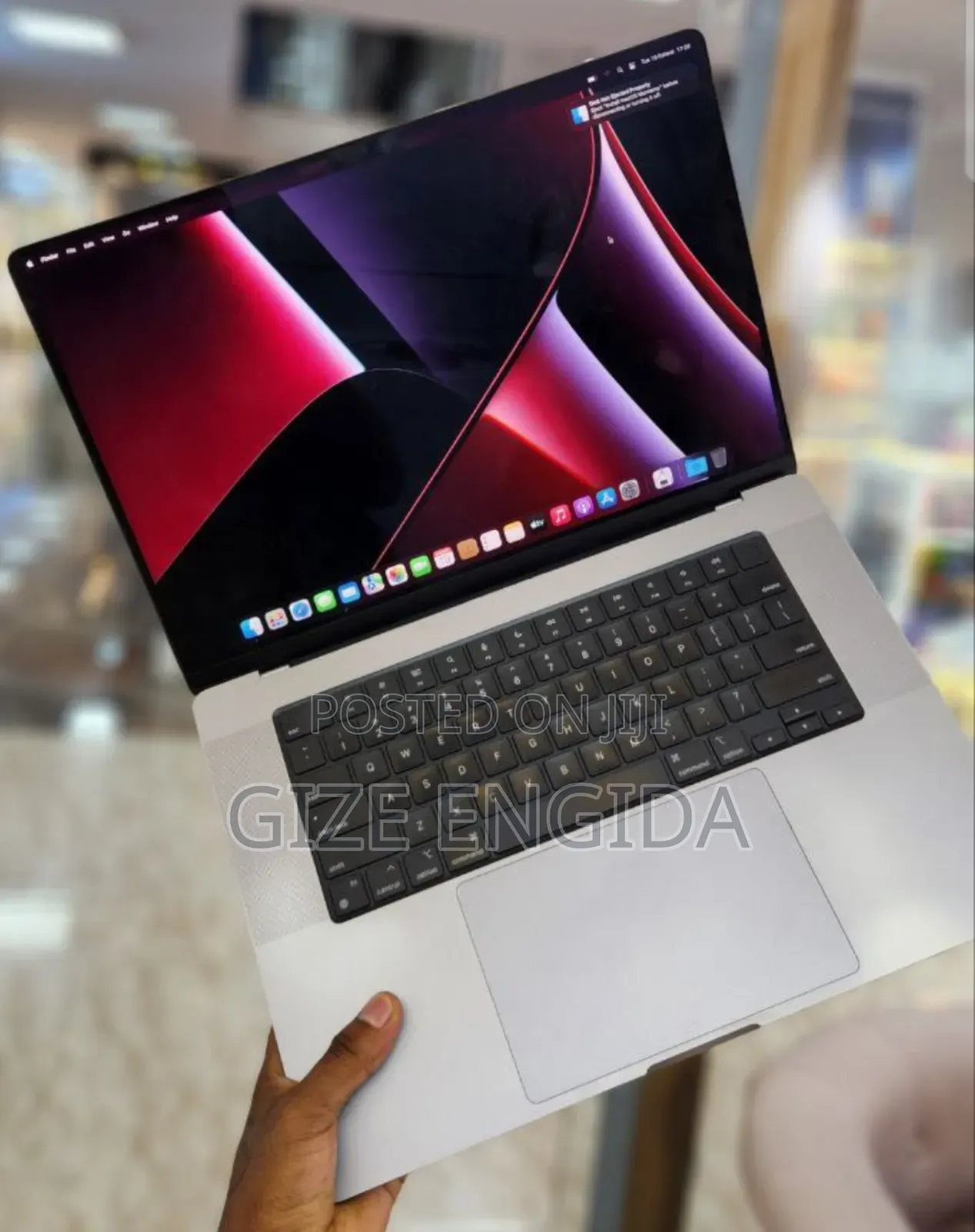 New Laptop Apple MacBook Pro M1 16GB Apple M1 Pro SSD 1T