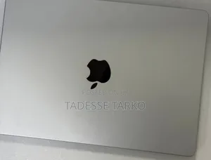 New Laptop Apple MacBook Pro 2023 M3 14-inch 36GB Apple M3 Pro SSD 1T