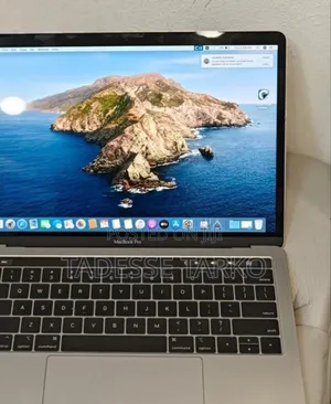 New Laptop Apple MacBook Pro 2019 16GB Intel Core i7 SSD 1T