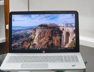 New Laptop HP Envy 15 8GB Intel Core i5 HDD+SSD 1T