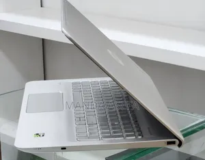 New Laptop HP Envy 15 8GB Intel Core i5 HDD+SSD 1T