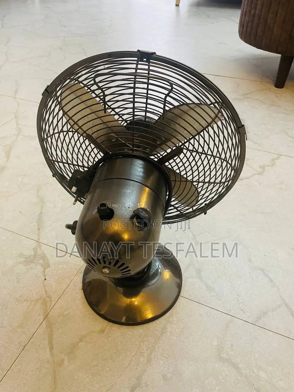 Oscillating Table Fan