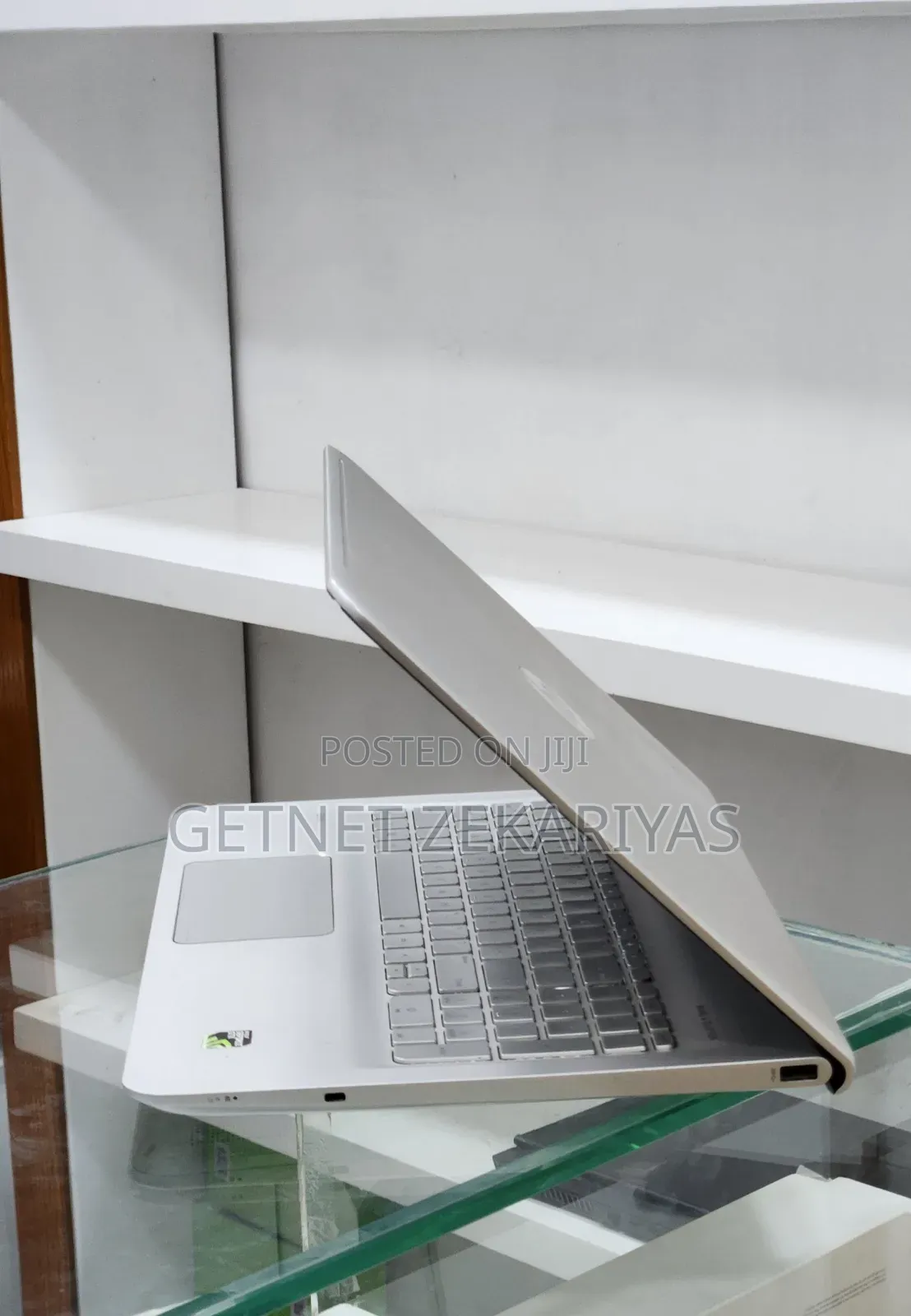 New Laptop HP Envy 15 8GB Intel Core i5 HDD+SSD 128GB