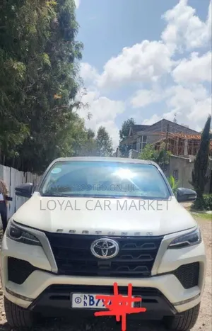 Toyota Fortuner 2020 White