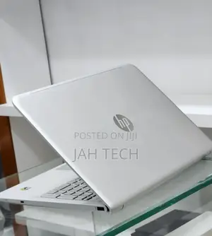 New Laptop HP Envy 15 8GB Intel Core i5 SSHD (Hybrid) 1.5T