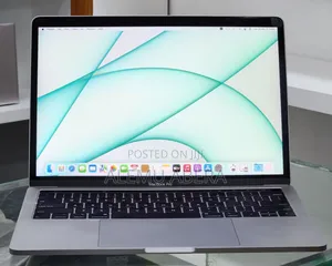 New Laptop Apple MacBook Pro 2019 16GB Intel Core i7 SSD 1T