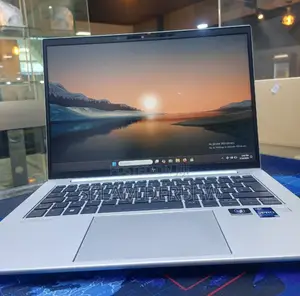 New Laptop HP EliteBook 840 G9 16GB Intel Core i7 SSD 512GB