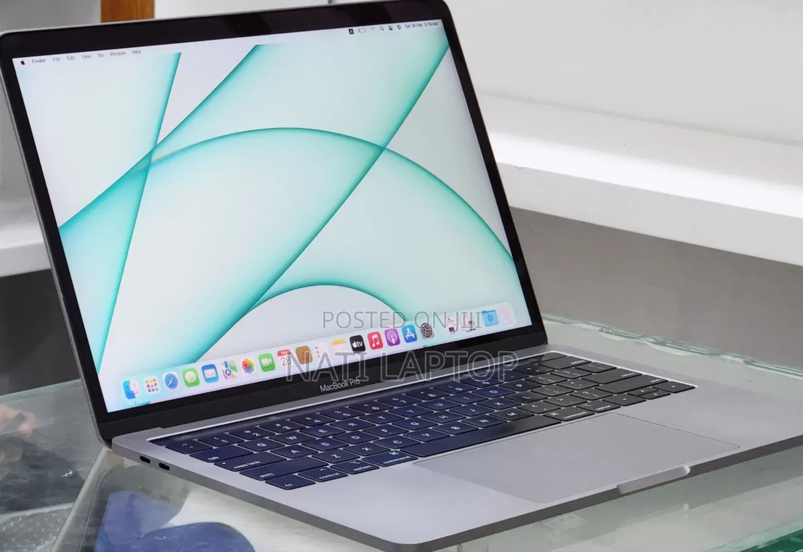 New Laptop Apple MacBook Pro 2019 16GB Intel Core i7 SSD 1T