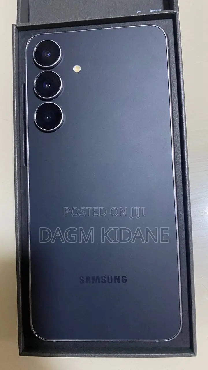 New Samsung Galaxy S25 FE 5G 256 GB Blue