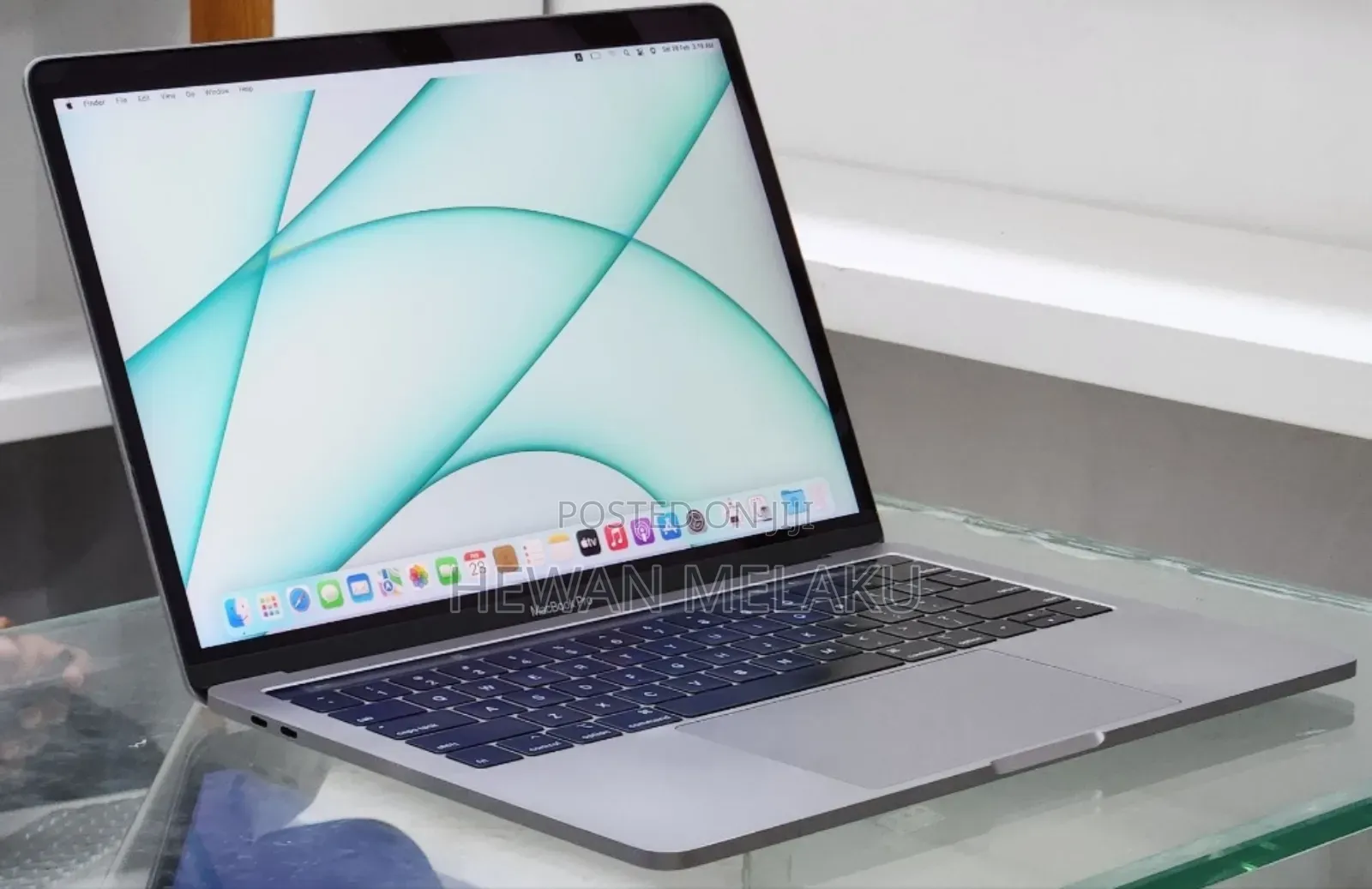 New Laptop Apple MacBook Pro 2019 16GB Intel Core i7 SSD 1T