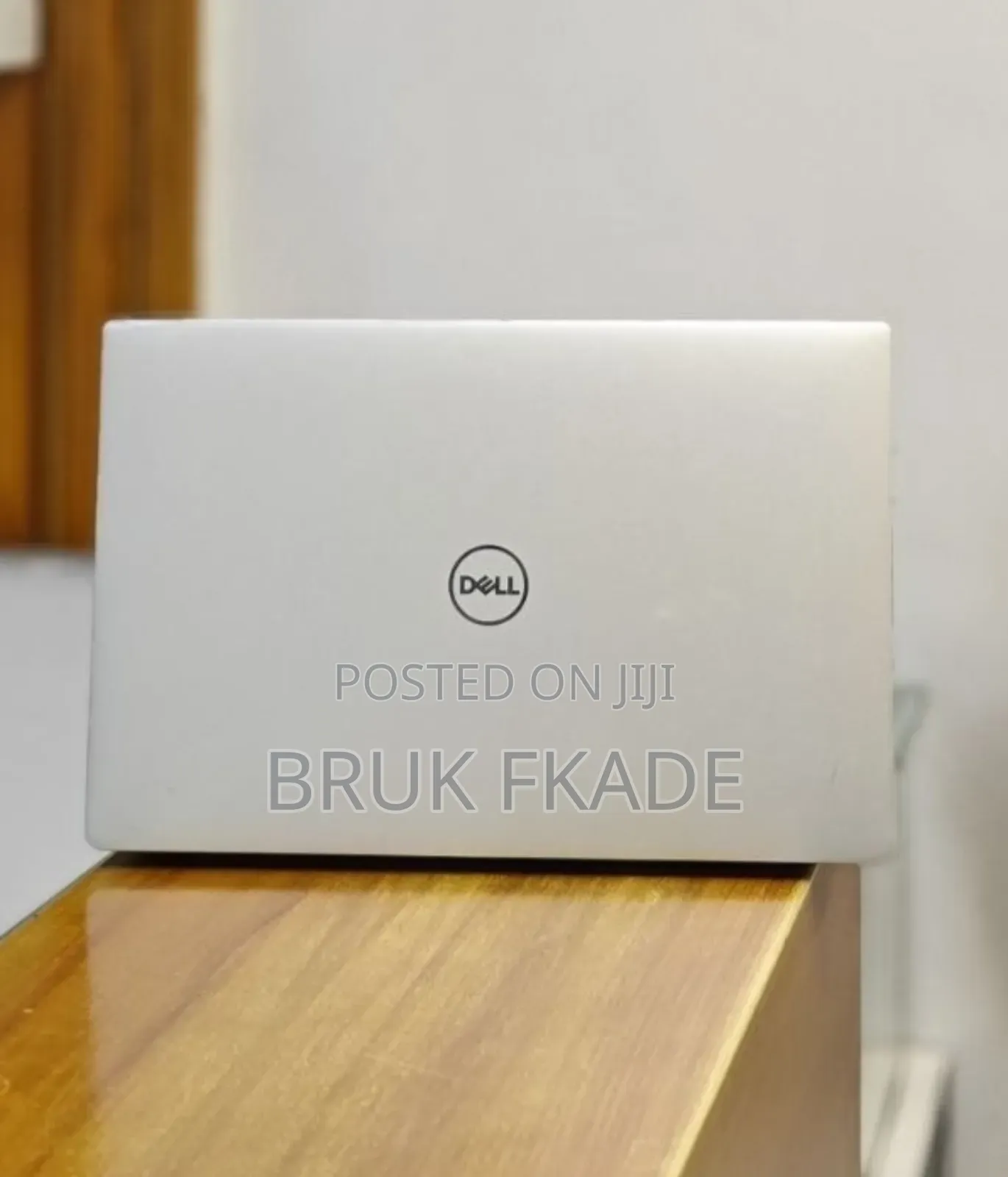 New Laptop Dell XPS 13 9370 8GB Intel Core i5 SSD 512GB