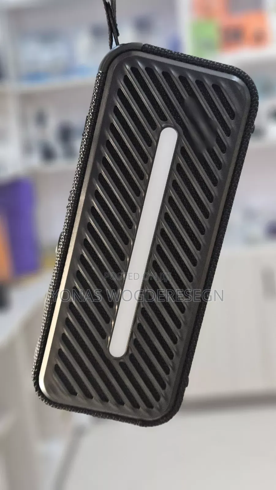 Moxom Bluetooth Speaker – Portable, High-Quality Sound