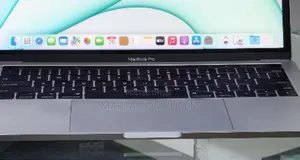 New Laptop Apple MacBook Pro 2019 16GB Intel Core i7 SSD 1T