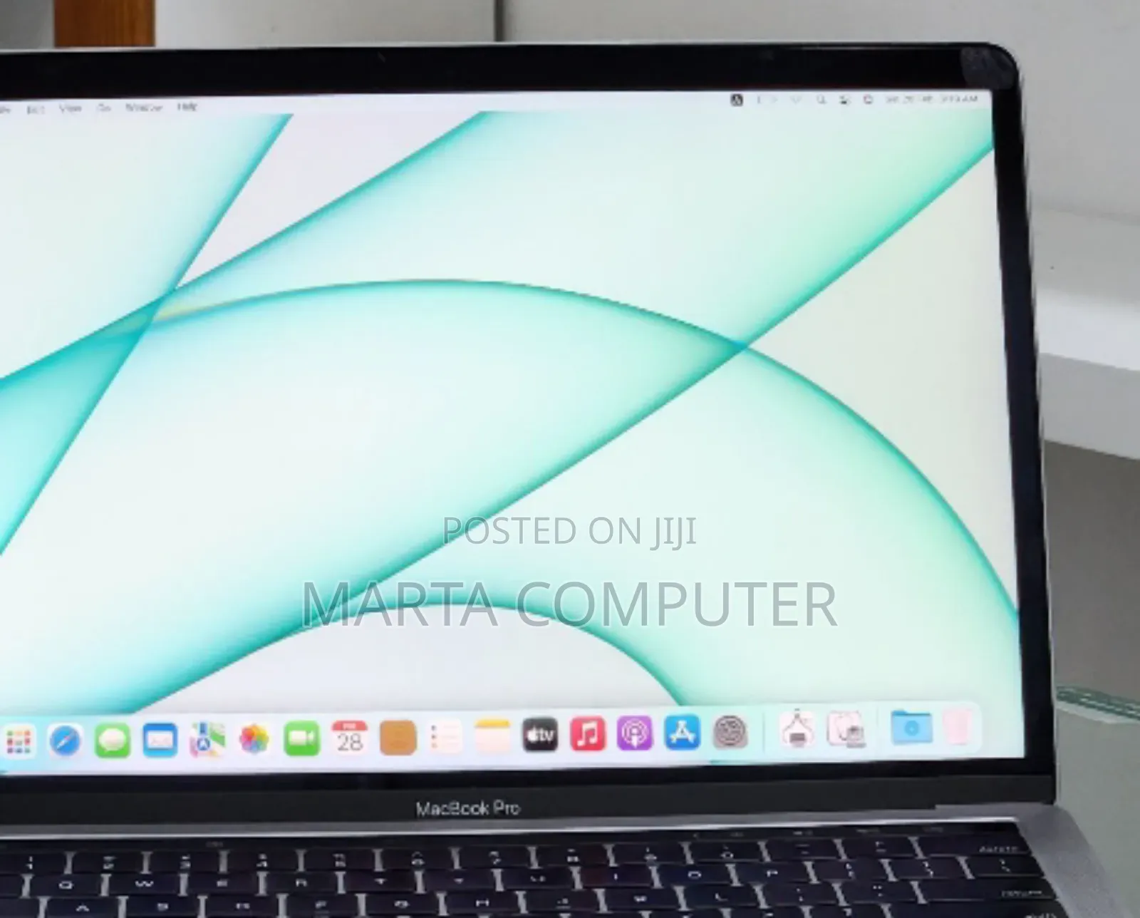New Laptop Apple MacBook Pro 2019 16GB Intel Core i7 SSD 1T